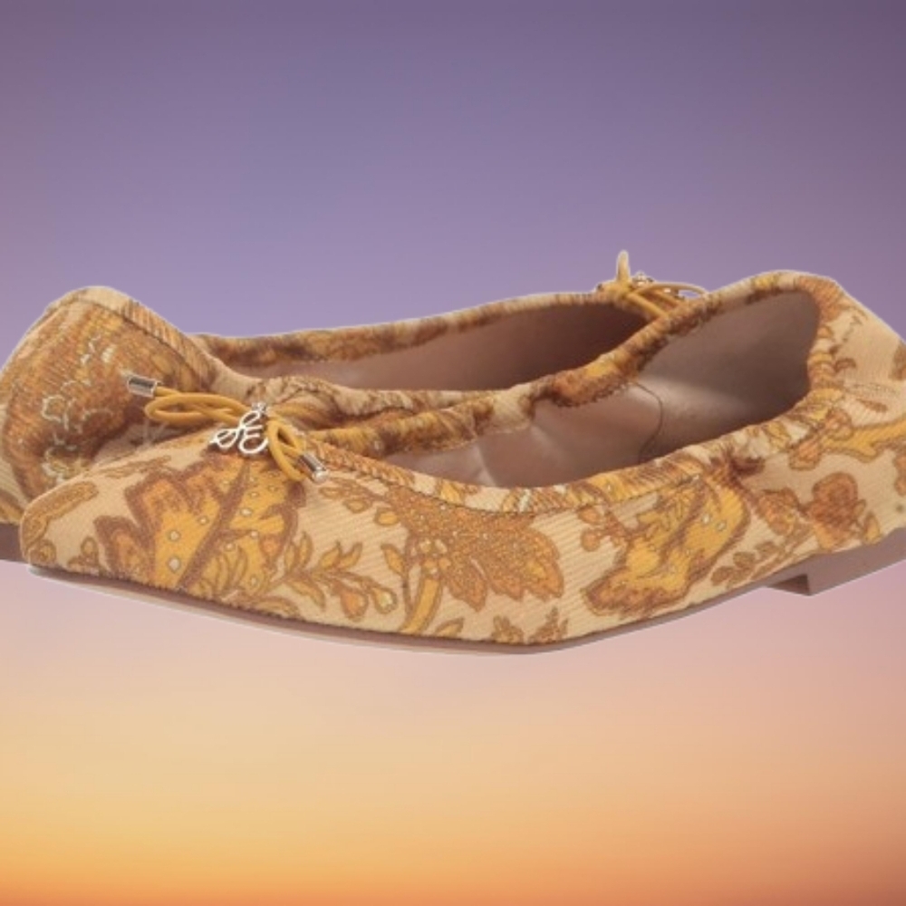 📣Authentic Sam Edelman Felicia Ballet Flats  🆕 In  Box Size 5️⃣ SE Logo Charm